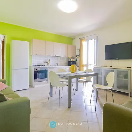 Eleonora's Flat -